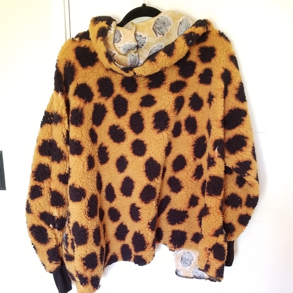 Lularoe Teddy M Leopard BNWT - Picture 2 of 5